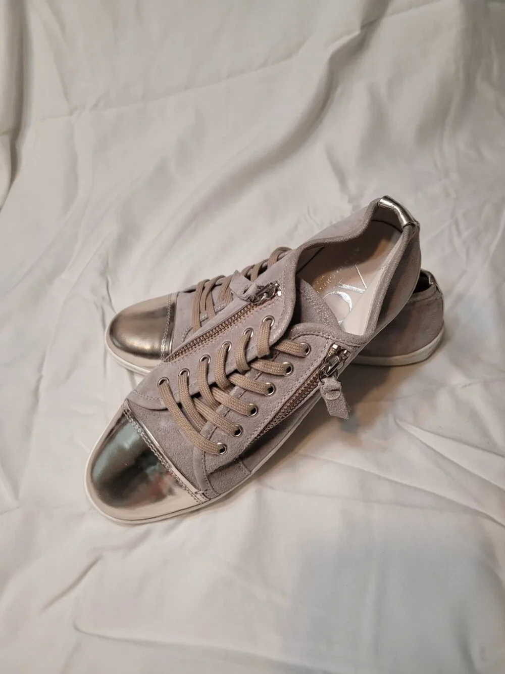 AGL, Silver Metallic Cap Toe Zip Gray Sneaker size 8/38 Made in Italy